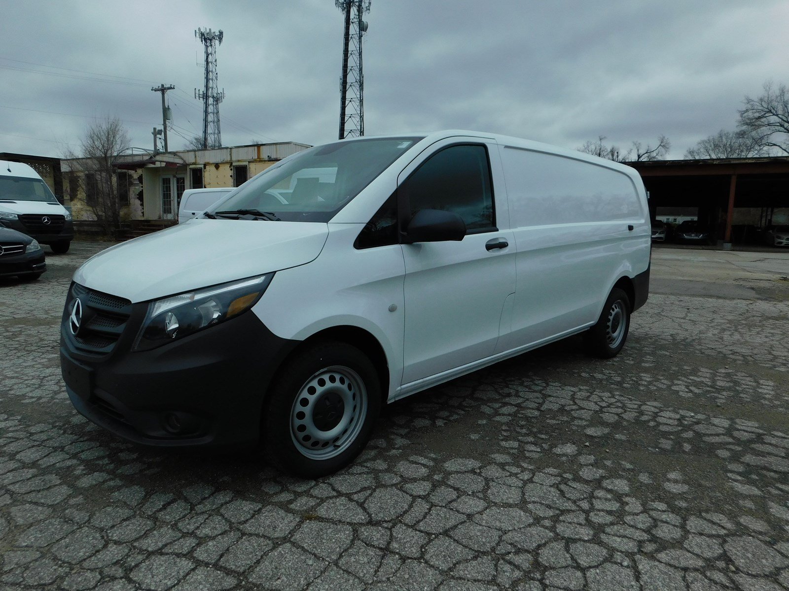 New 2020 Mercedes Benz Metris Cargo Van 135 Wb